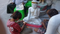 paintiing the Buddhas